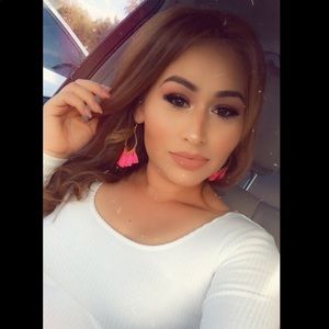 Meet your Posher, Mayra